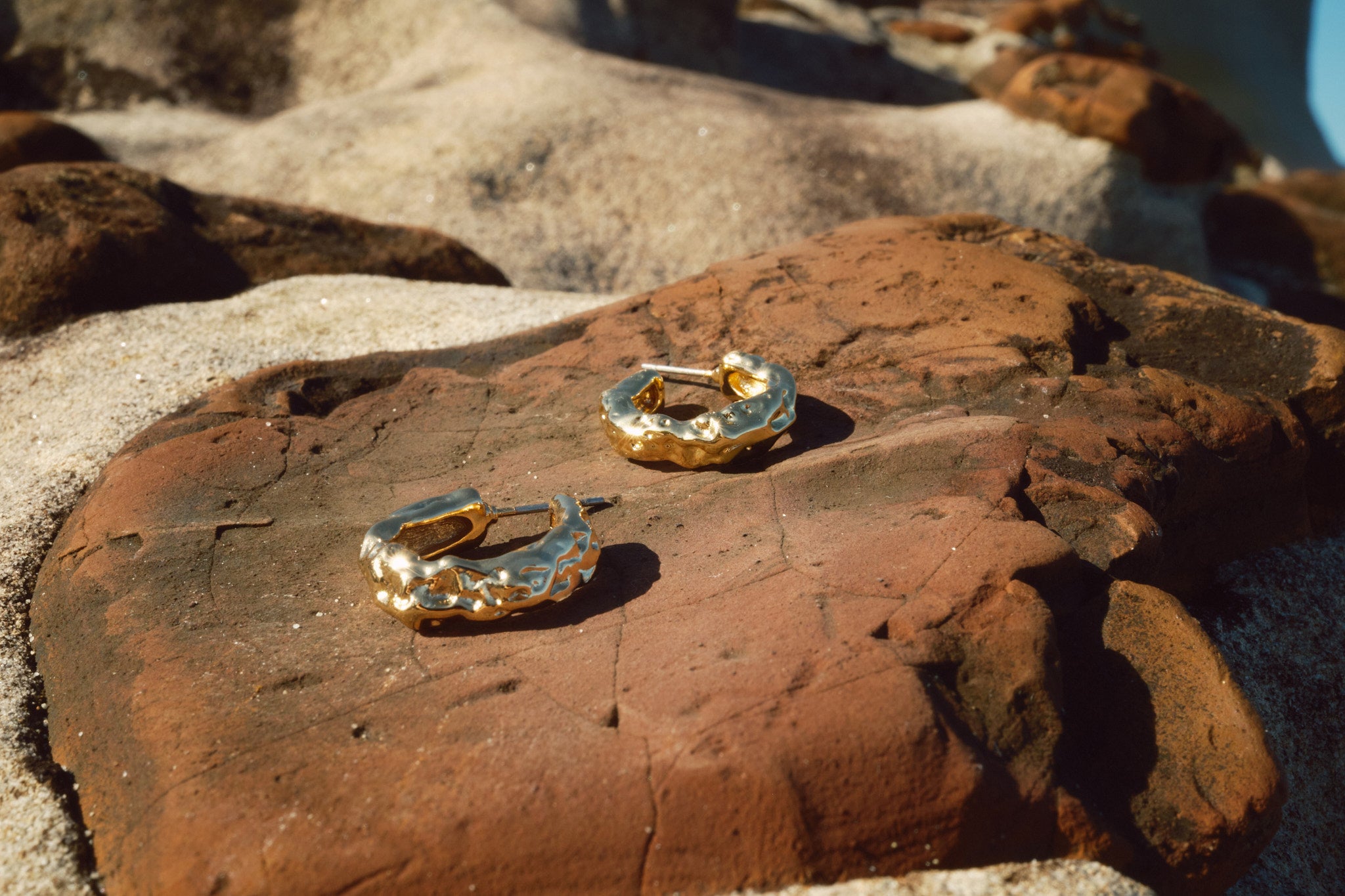 礁 (Jiāo) Reef Earring