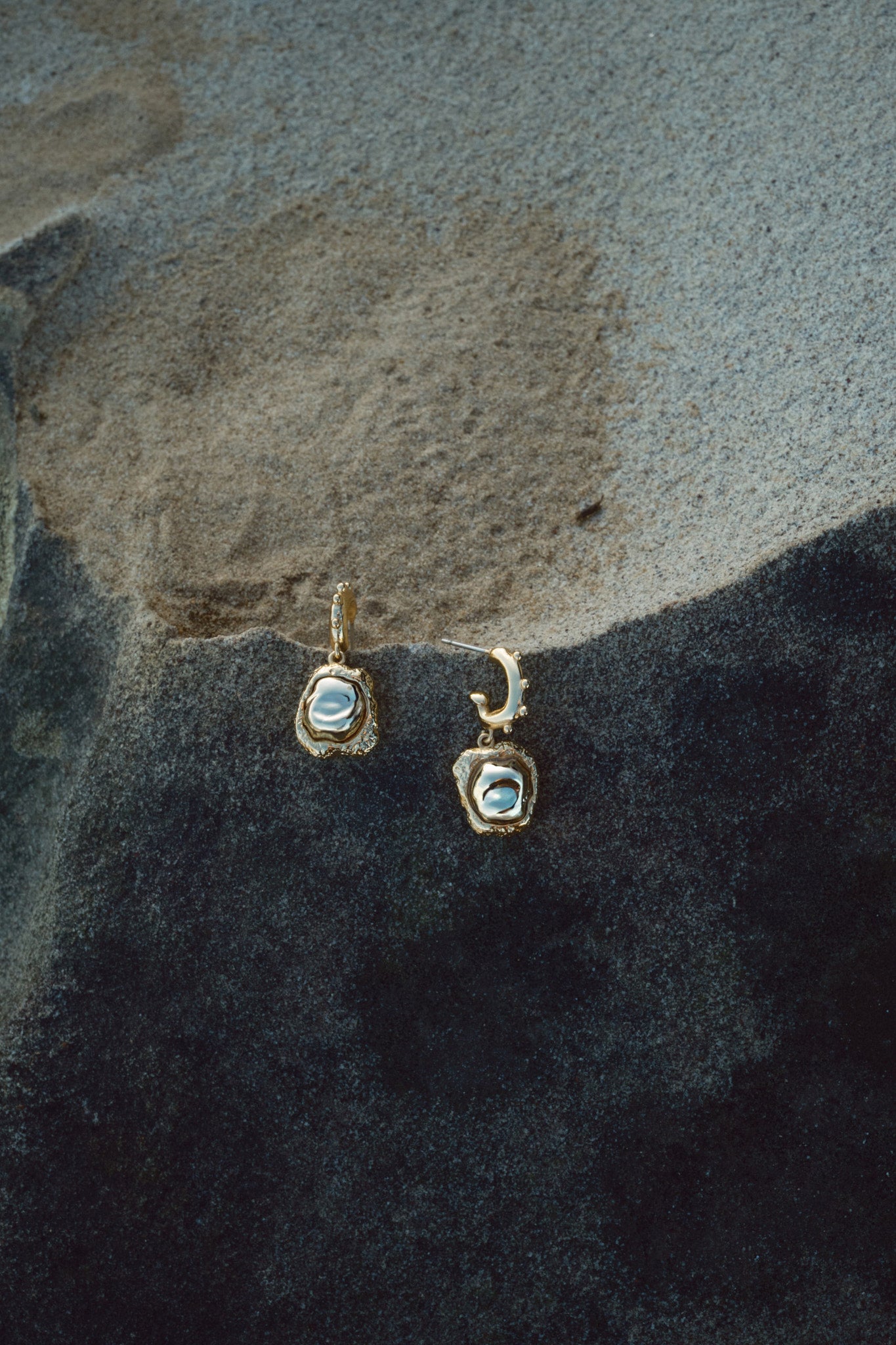 丰 (Fēng) Ample Earring