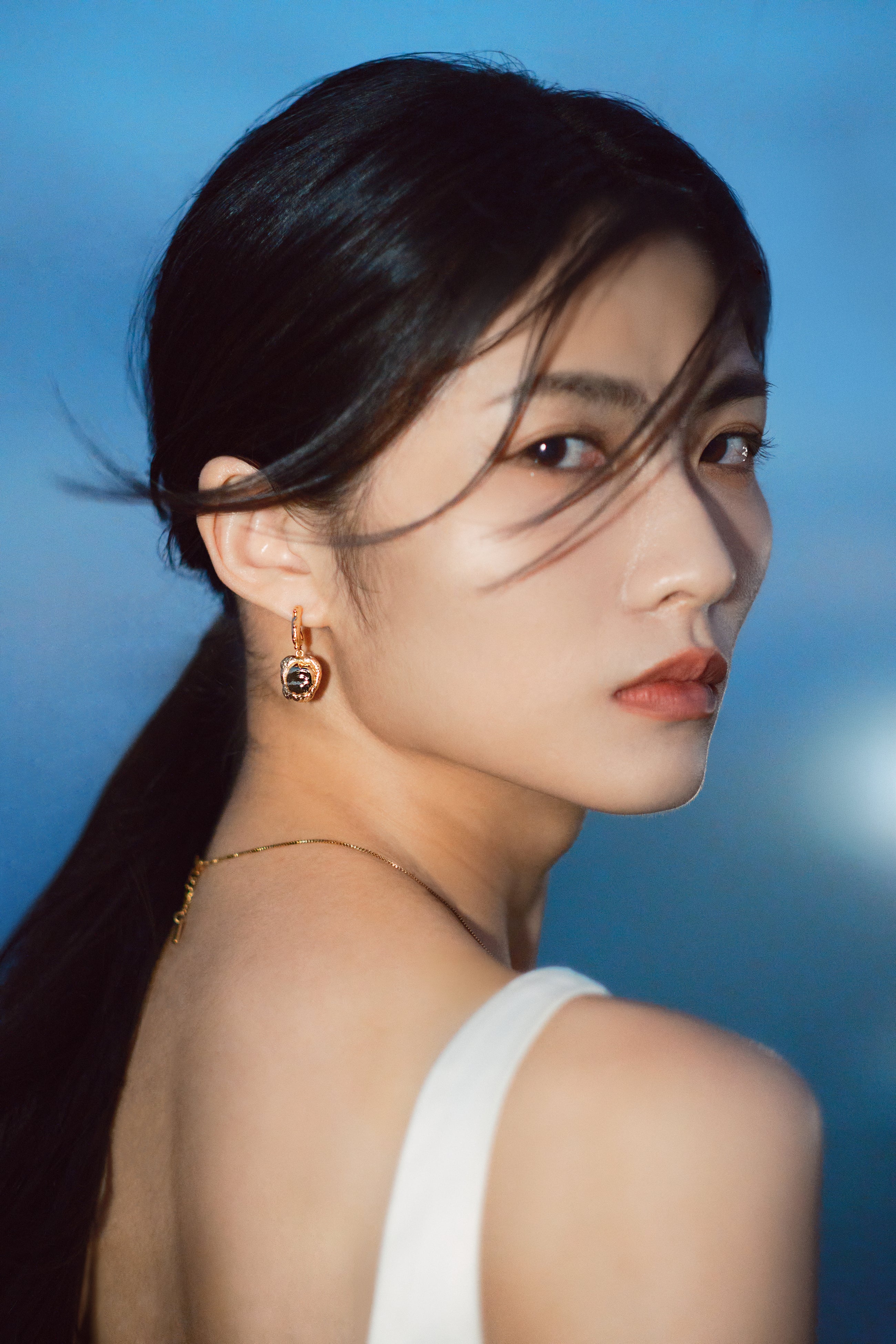 丰 (Fēng) Ample Earring