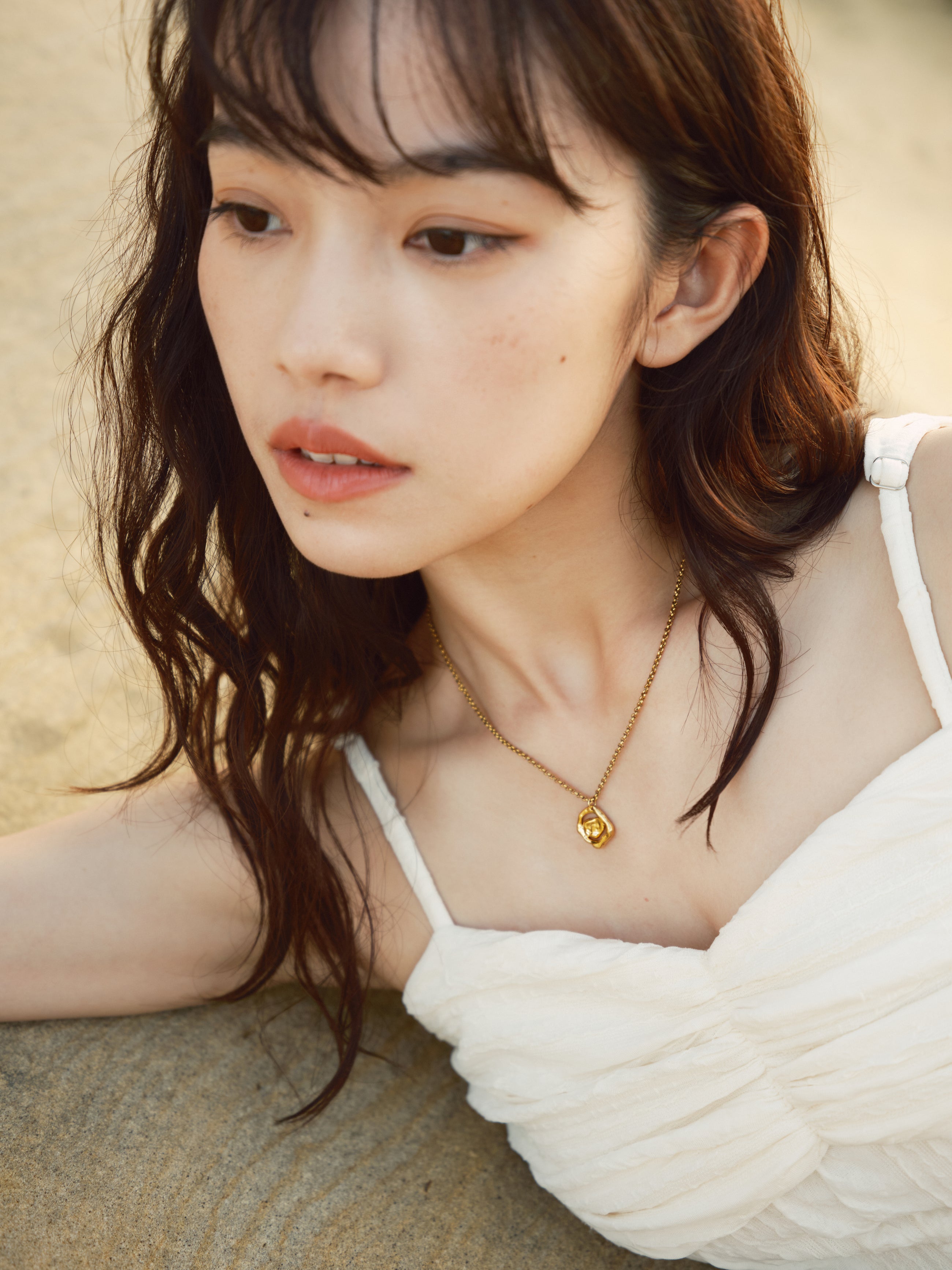 旦 (Dàn) Birth necklace