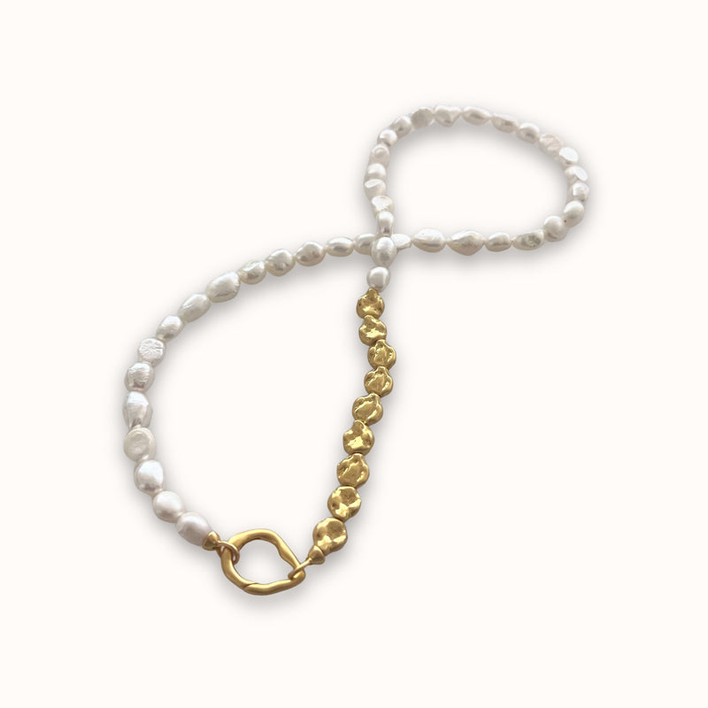 蚌 (Bàng) Mussel Necklace